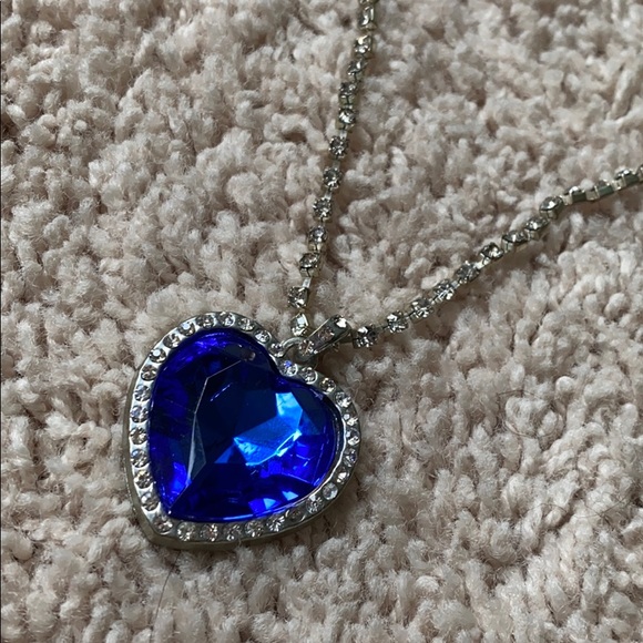 titanic Jewelry Titanic Replica Of Heart Of The Ocean Necklace